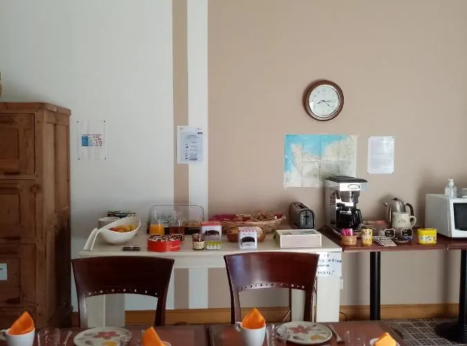 La Petite Boulangerie, D'hotes Independante Bed and breakfast 3*