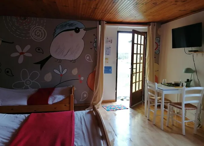 La Petite Boulangerie, D'hotes Independante Bed and breakfast 3*